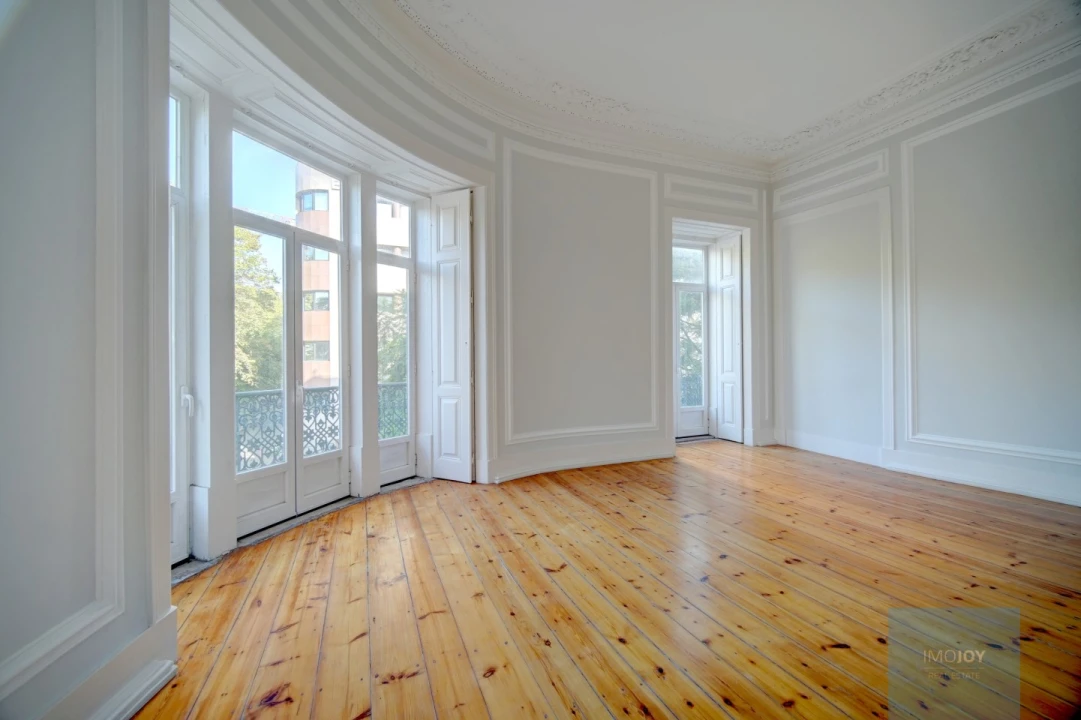 Escritório para Arrendamento em Santo António Foto 1