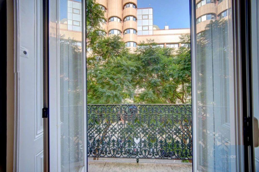 Escritório para Arrendamento em Santo António Foto 8