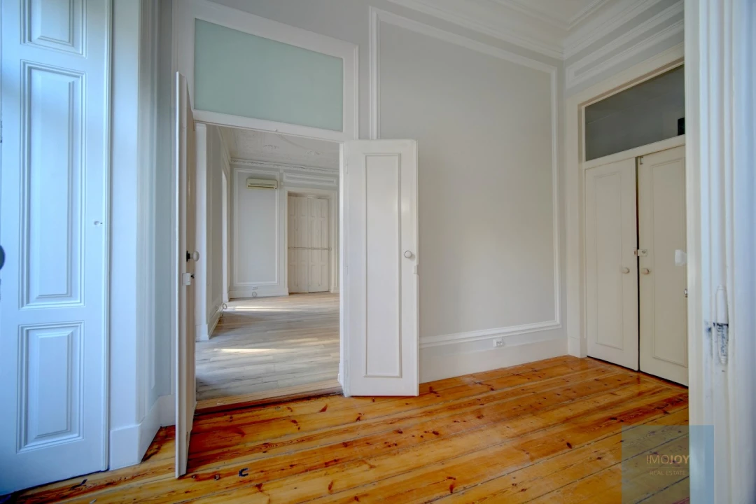 Escritório para Arrendamento em Santo António Foto 13