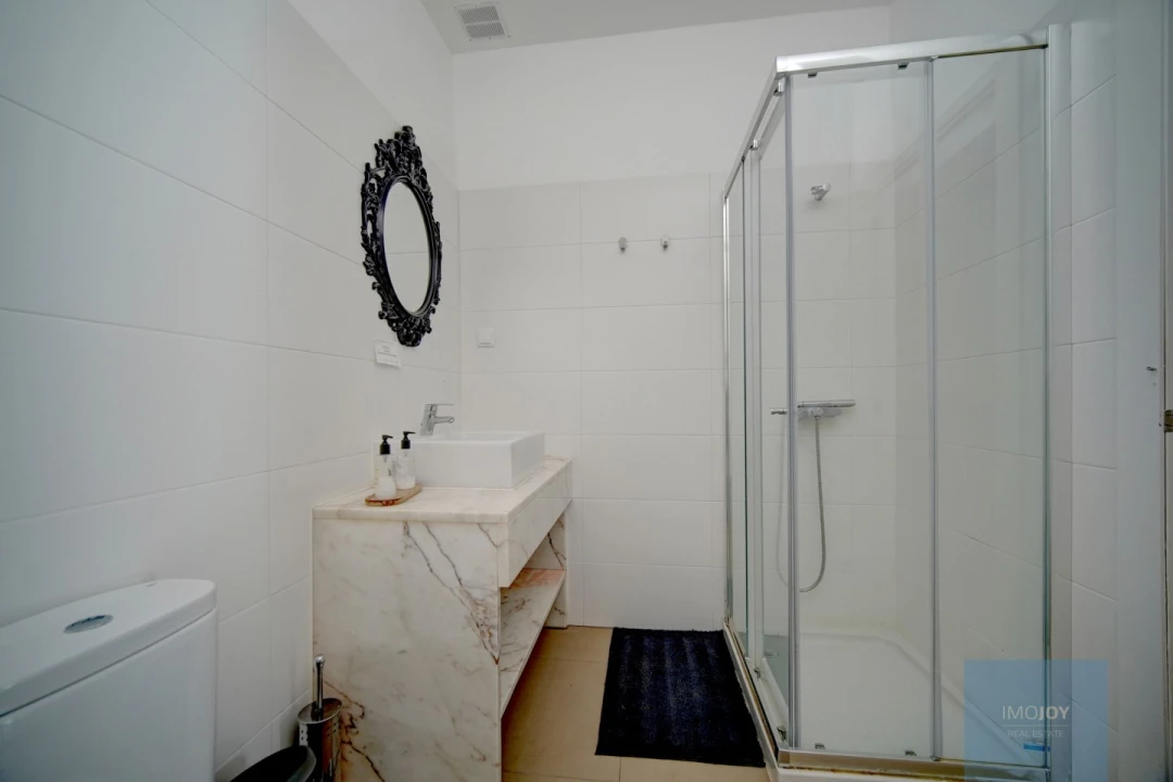 Escritório para Arrendamento em Santo António Foto 19