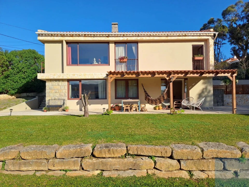 Moradia T5 para Venda em Santa Maria e São Miguel, São Martinho, São Pedro Penaferrim Foto 3