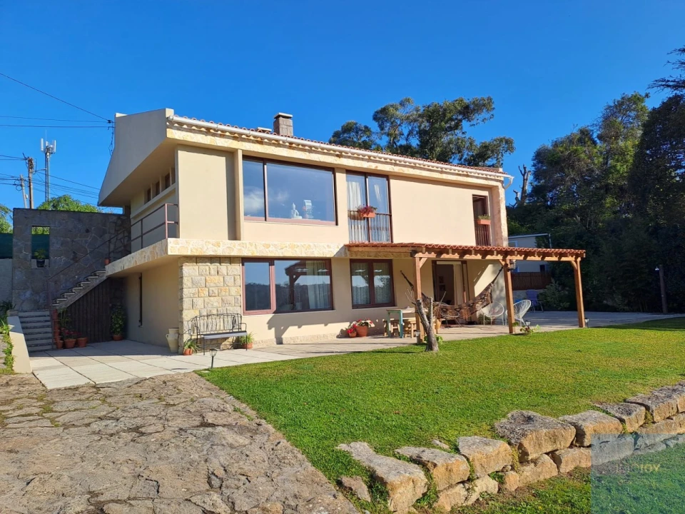 Moradia T5 para Venda em Santa Maria e São Miguel, São Martinho, São Pedro Penaferrim Foto 5