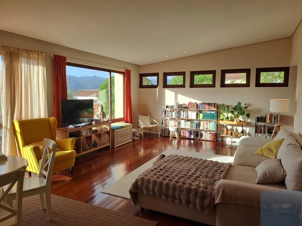 Moradia T5 para Venda em Santa Maria e São Miguel, São Martinho, São Pedro Penaferrim Foto 14