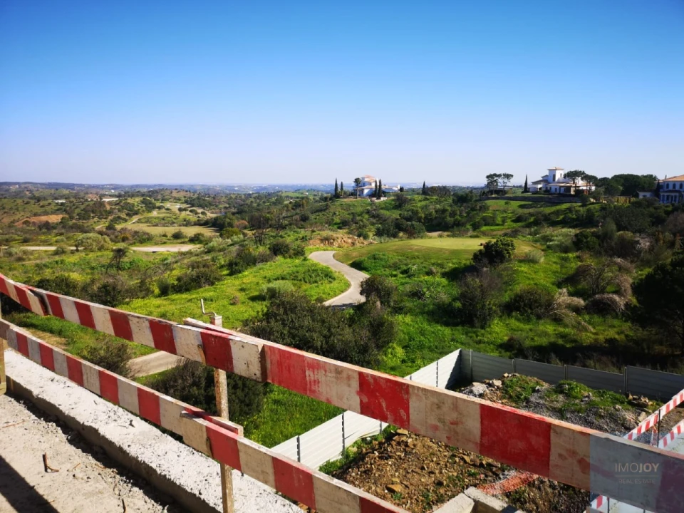 Moradia T5 para Venda em Vila Nova de Cacela Foto 4