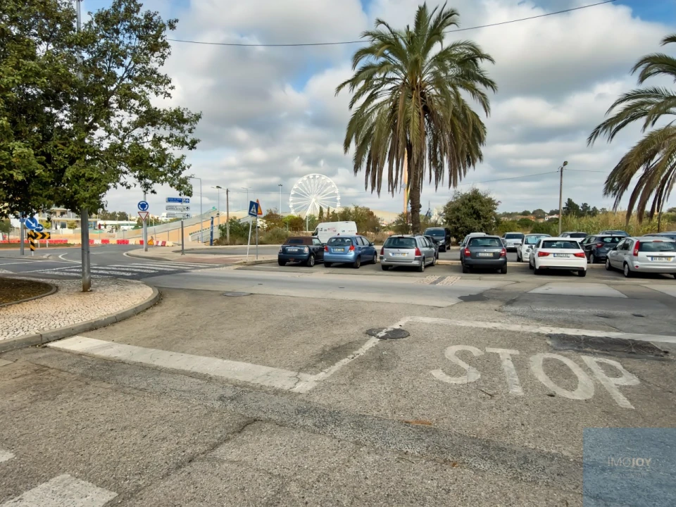 Garagem para Venda em Portimão Foto 14