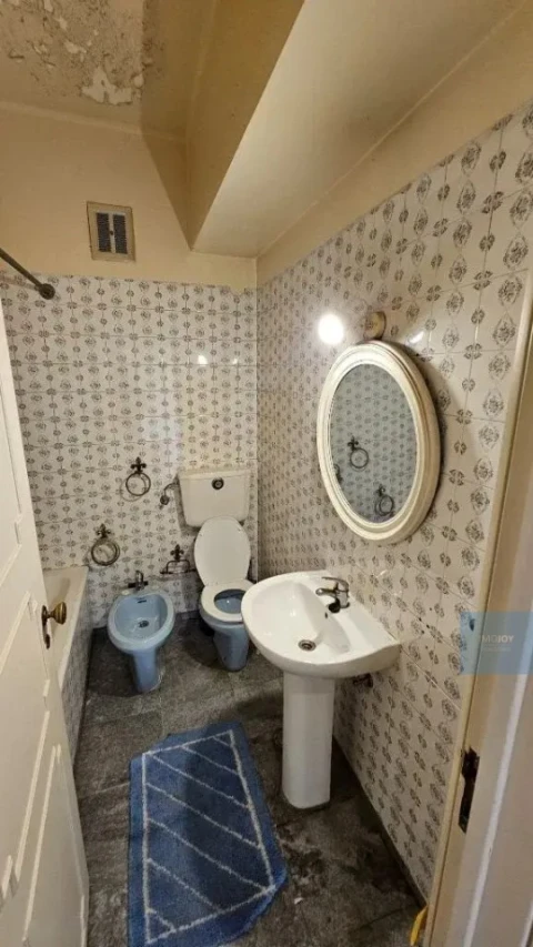 Apartamento T6 para Venda em Alvalade
