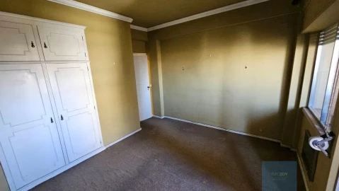 Apartamento T6 para Venda em Alvalade