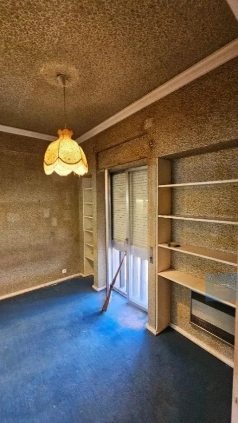Apartamento T6 para Venda em Alvalade
