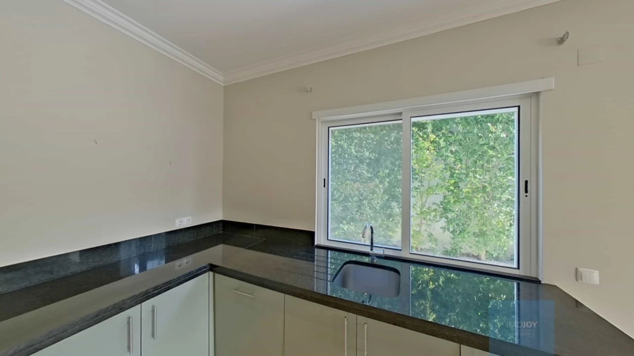 Moradia T5 para Venda em Almancil Foto 21