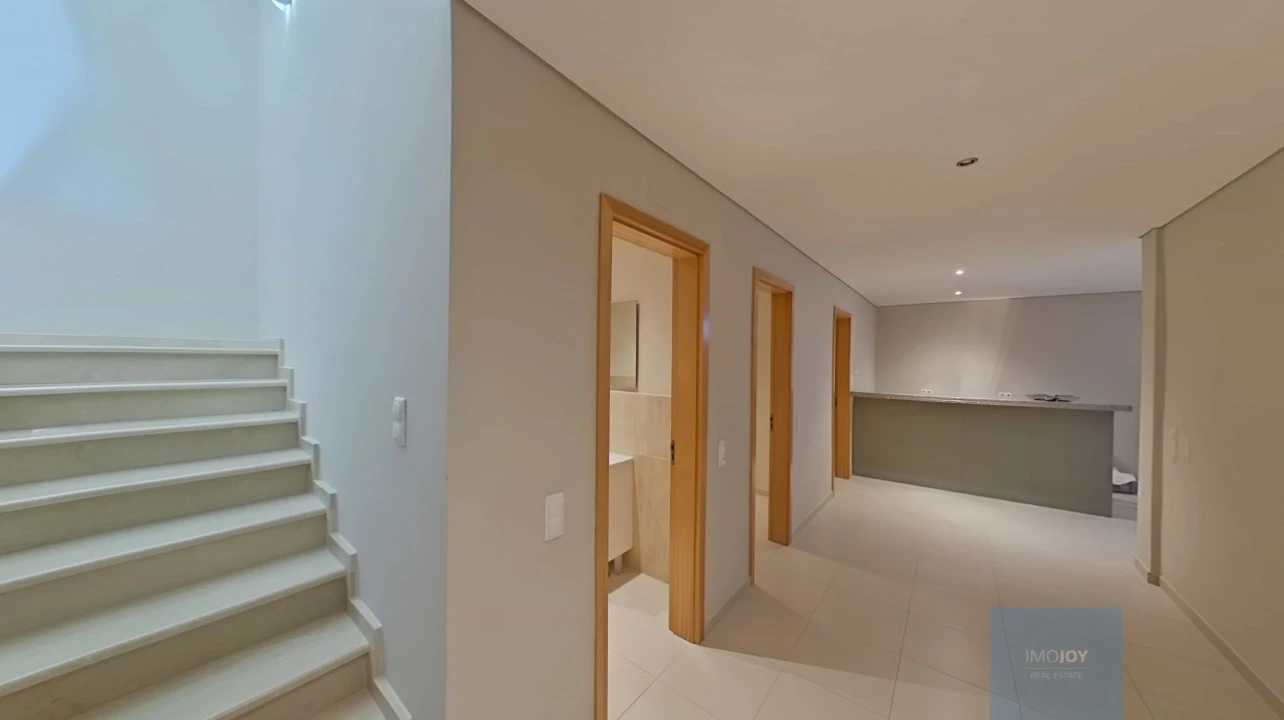 Moradia T5 para Venda em Almancil Foto 41