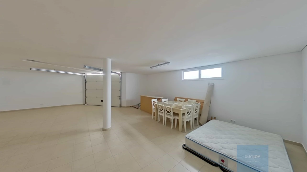 Moradia T5 para Venda em Almancil Foto 60