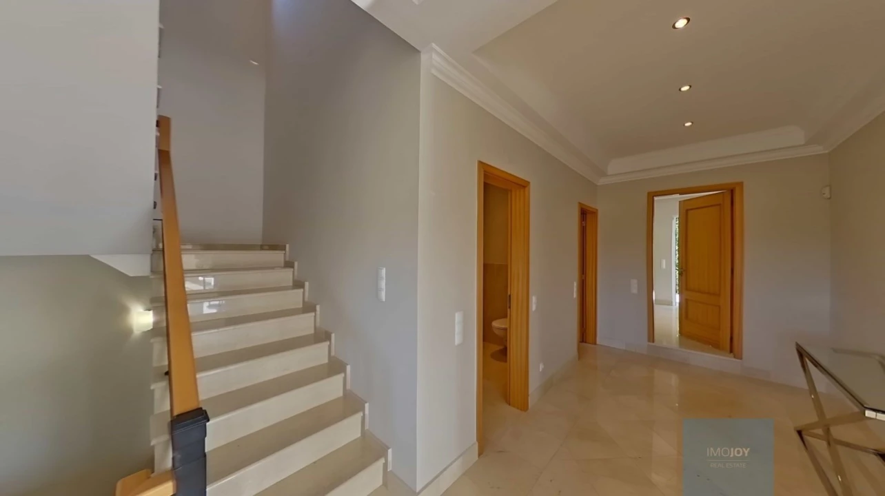 Moradia T5 para Venda em Almancil Foto 64