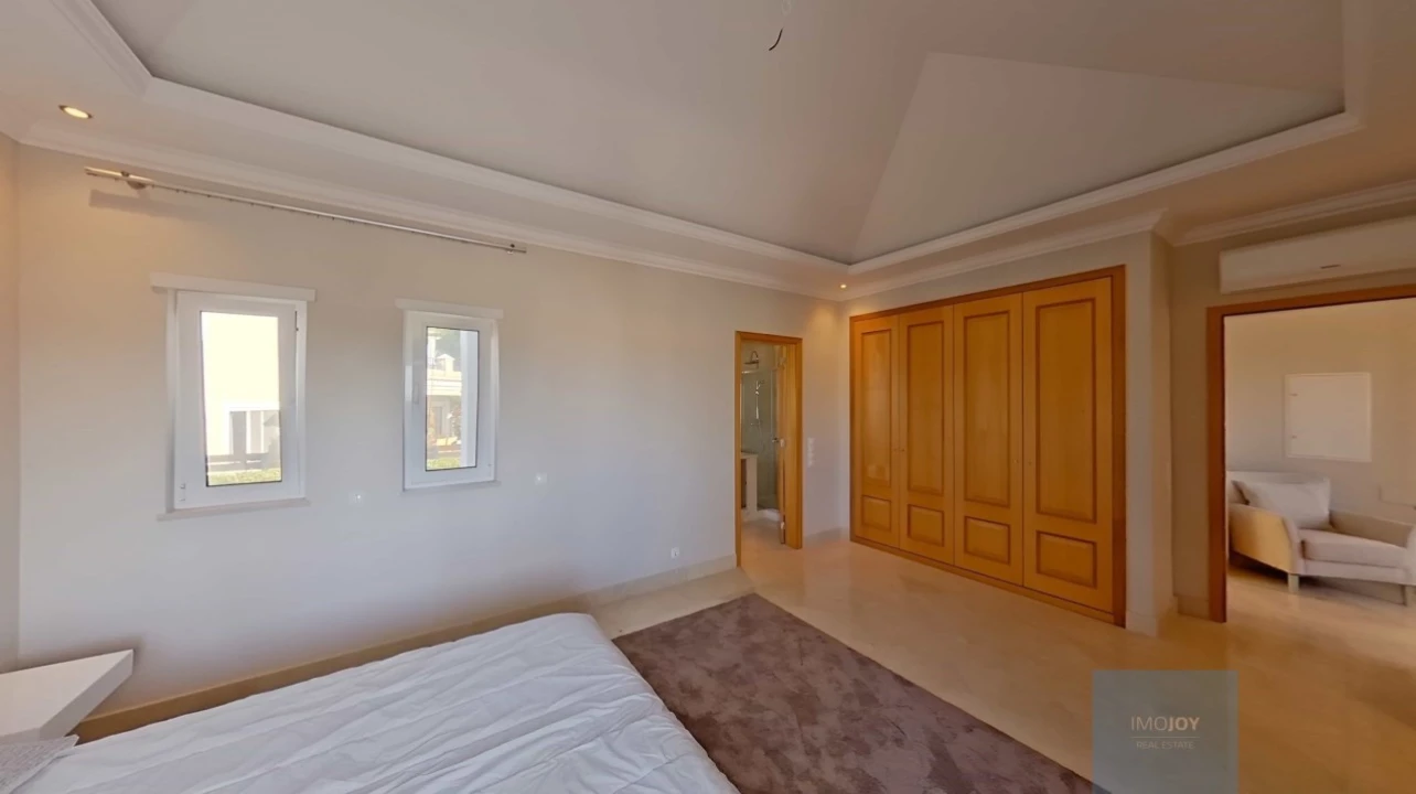 Moradia T5 para Venda em Almancil Foto 76