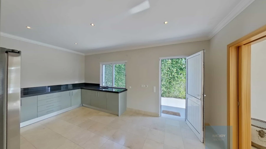 Moradia T5 para Venda em Almancil Foto 18