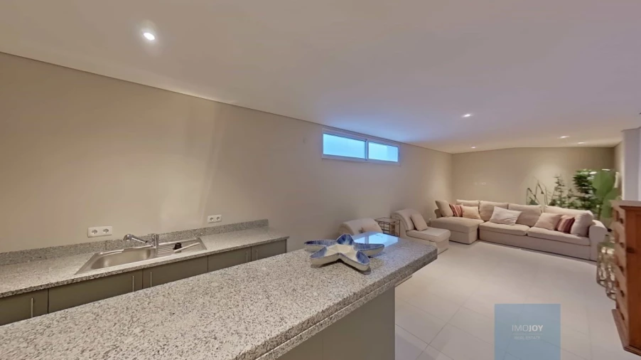 Moradia T5 para Venda em Almancil Foto 48