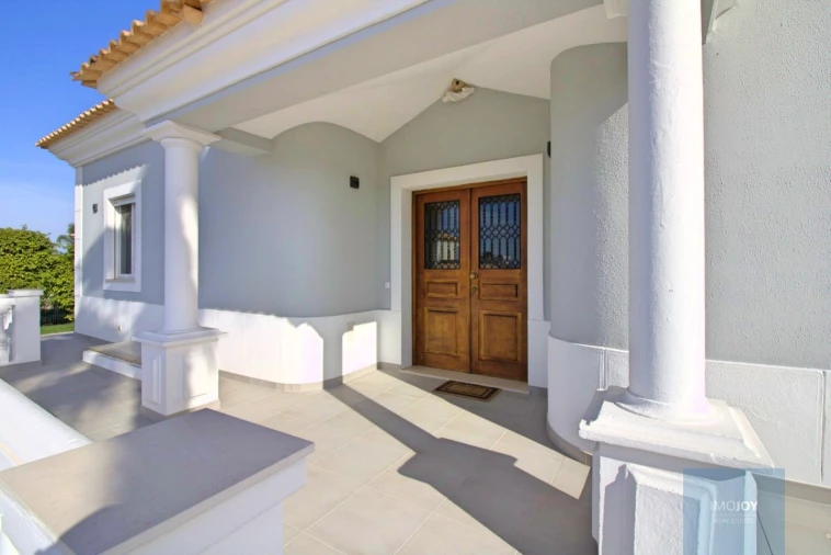 Moradia T5 para Venda em Almancil Foto 94