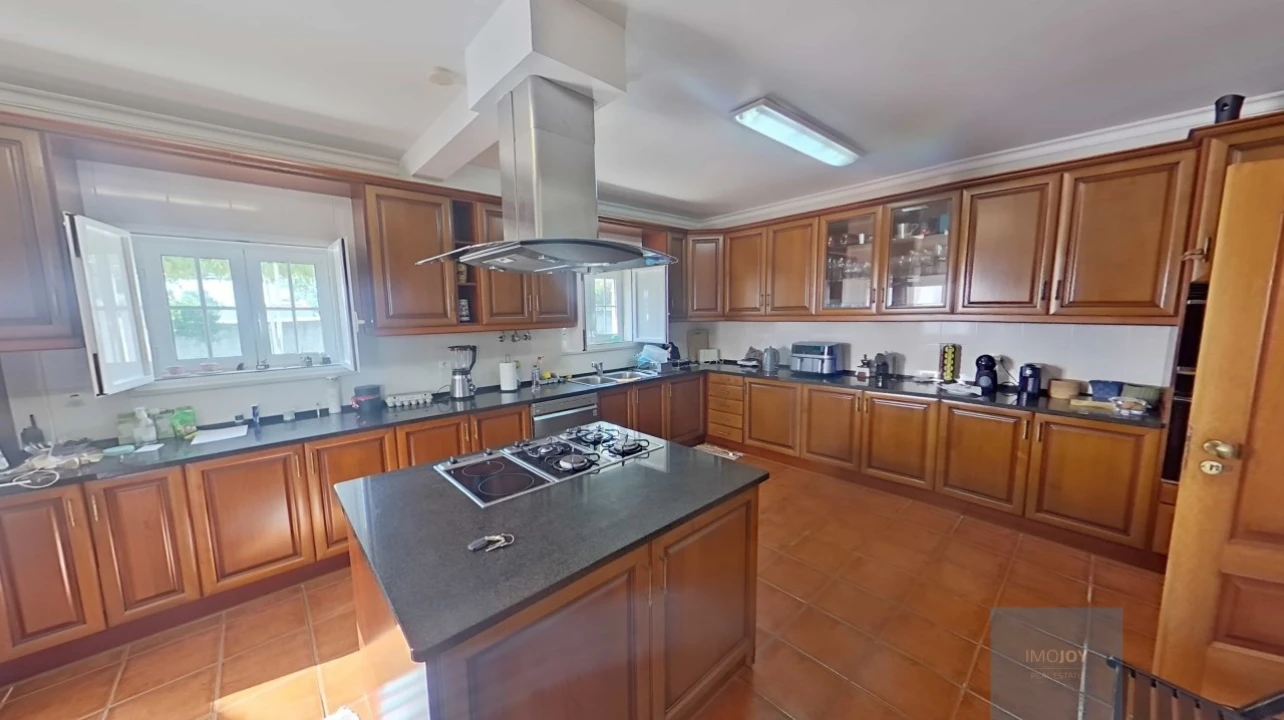 Moradia T7 para Venda em Atalaia e Alto Estanqueiro-Jardia Foto 15