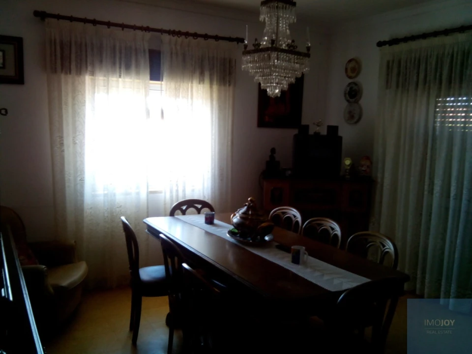 Moradia T3 para Venda em Odivelas Foto 6