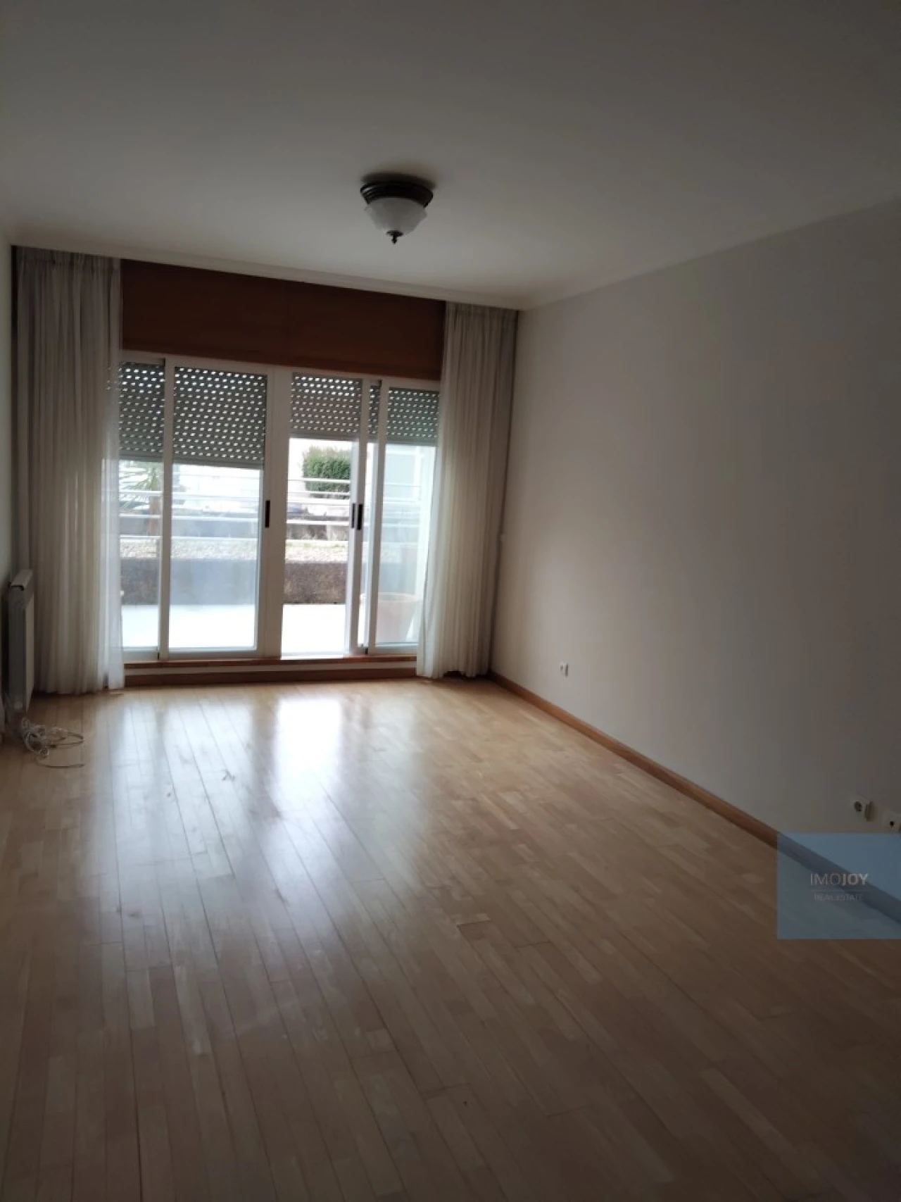 Apartamento T1 para Arrendamento em Lordelo do Ouro e Massarelos Foto 14