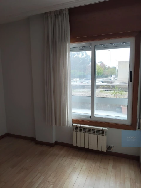 Apartamento T1 para Arrendamento em Lordelo do Ouro e Massarelos