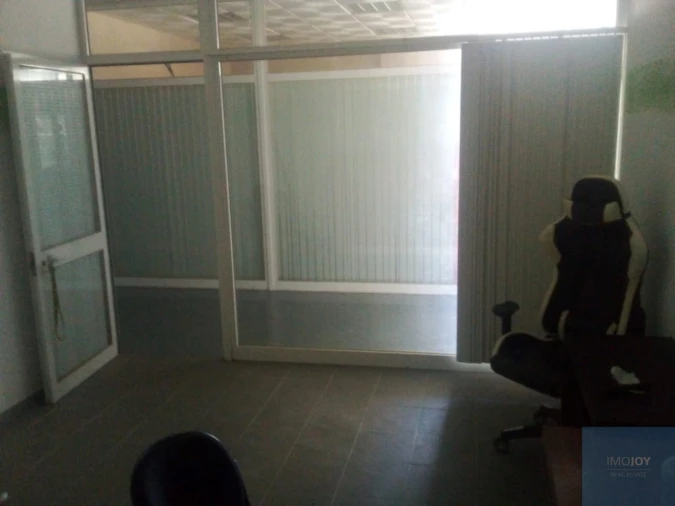 Loja para Arrendamento em Samouco Foto 2