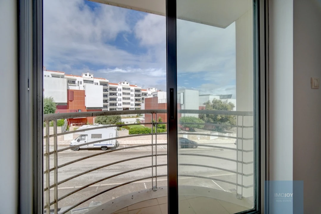 Moradia T5 para Venda em Corroios Foto 18