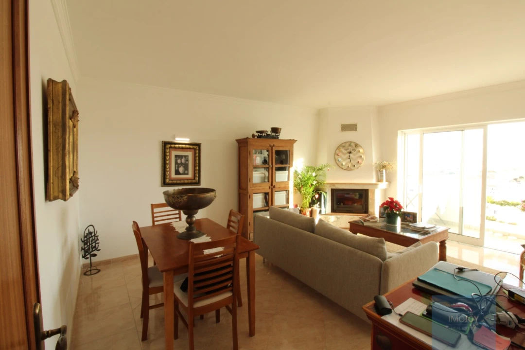 Apartamento T2 para Venda em Albufeira e Olhos de Água Foto 1