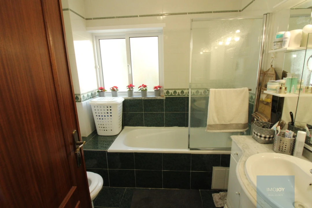 Apartamento T2 para Venda em Albufeira e Olhos de Água Foto 29