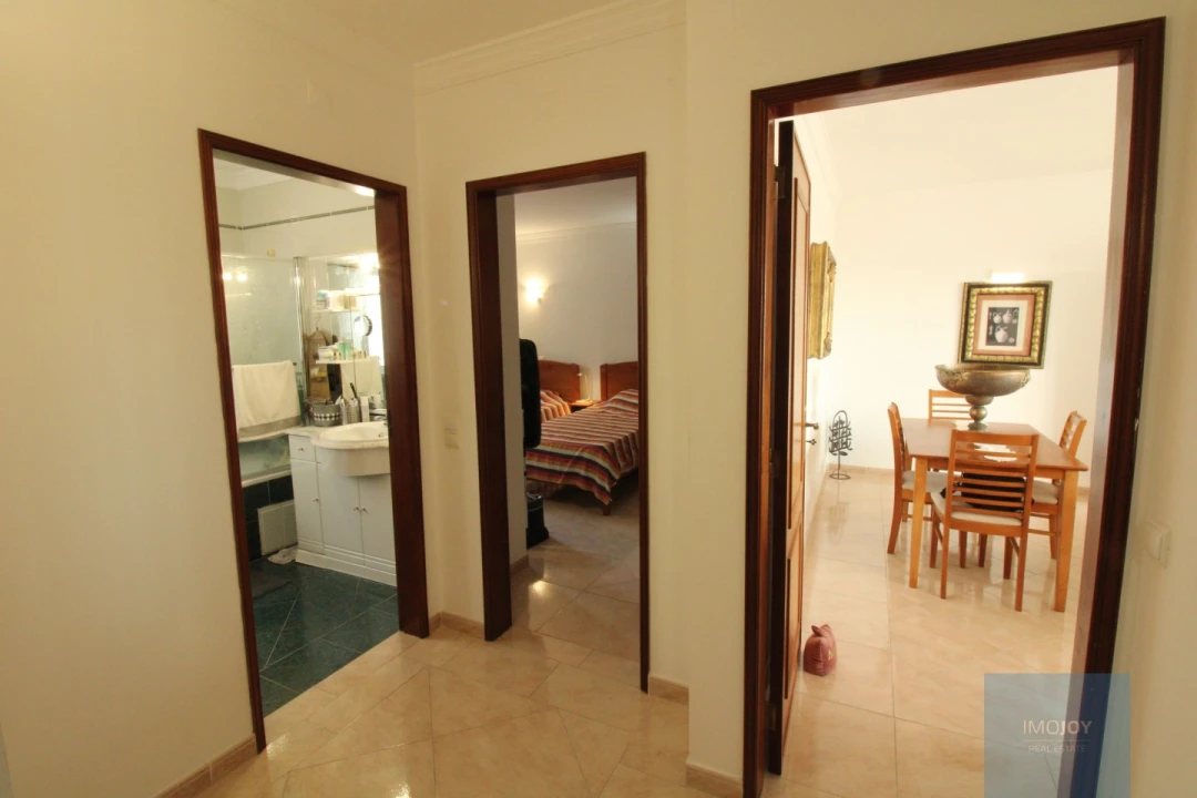 Apartamento T2 para Venda em Albufeira e Olhos de Água Foto 16