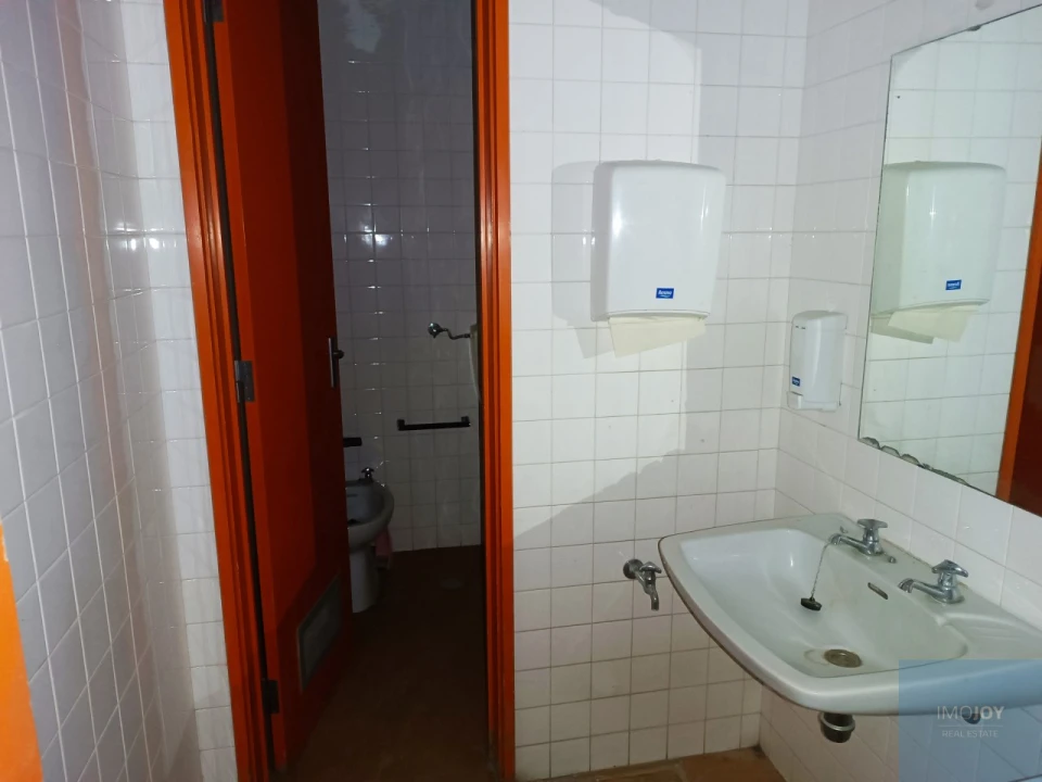 Loja para Venda em Vendas Novas Foto 35