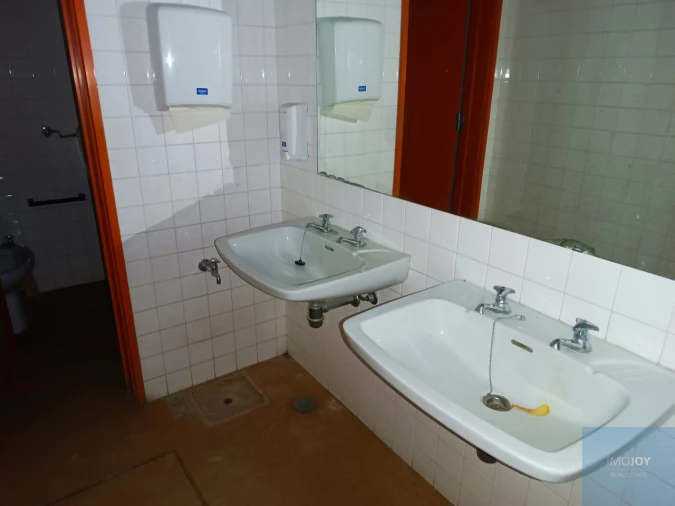 Loja para Venda em Vendas Novas Foto 34