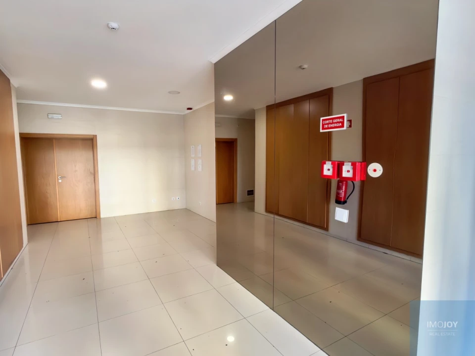 Apartamento T1 para Arrendamento em Portimão Foto 16