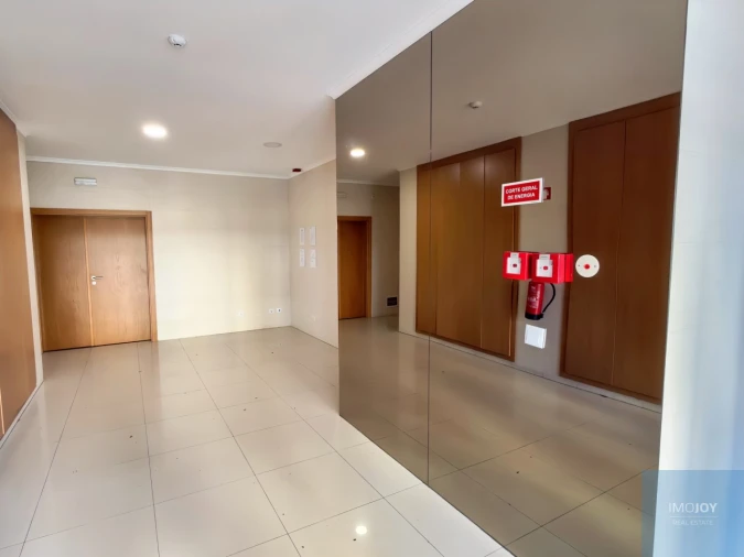 Apartamento T1 para Arrendamento em Portimão Foto 16