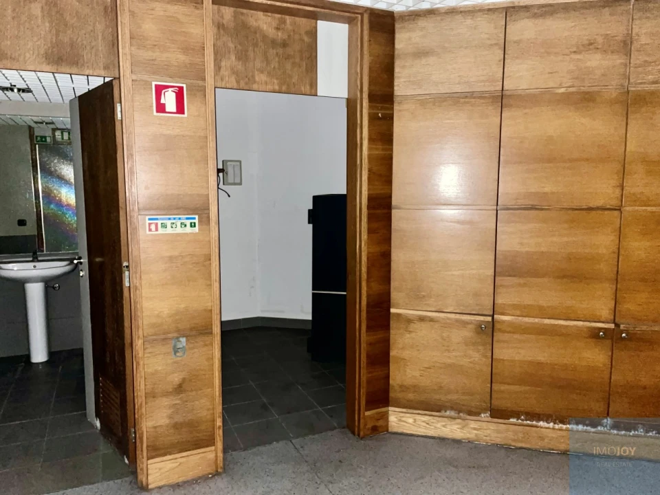 Loja para Venda em Paços de Ferreira Foto 16