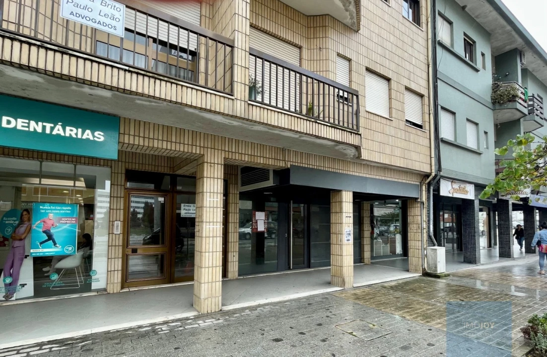 Loja para Venda em Paços de Ferreira Foto 17