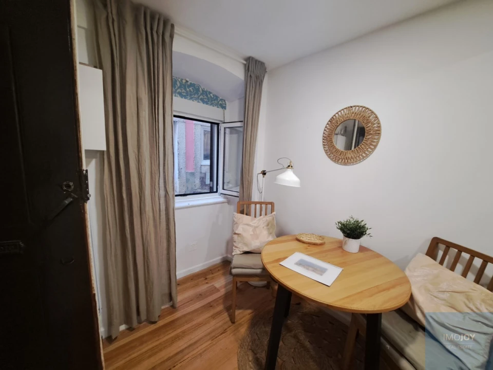Apartamento para Venda em Santa Maria Maior Foto 7