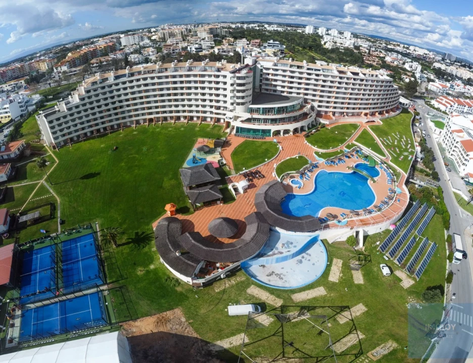 Apartamento T1 para Venda em Albufeira e Olhos de Água Foto 47