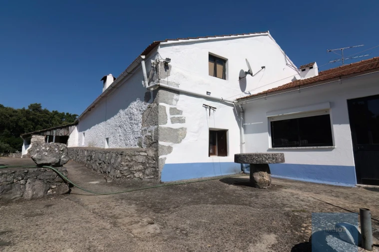 Quinta T7 para Venda em Alcanede Foto 3