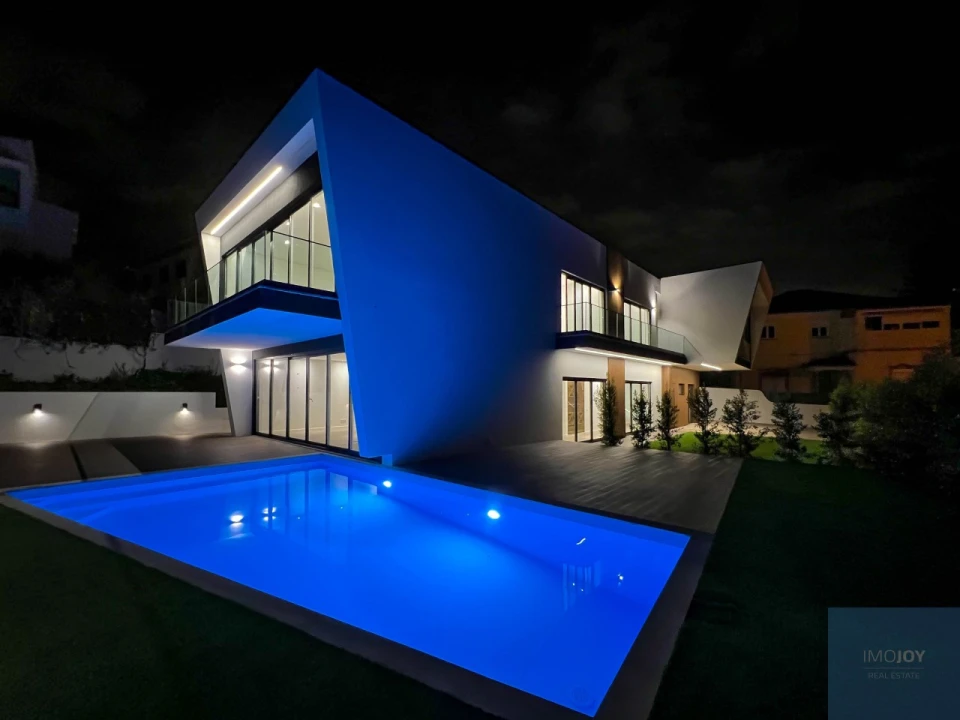 Moradia T4 para Venda em Carcavelos e Parede Foto 47