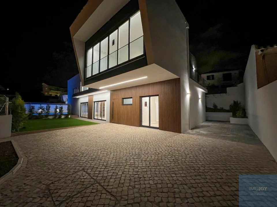 Moradia T4 para Venda em Carcavelos e Parede Foto 51