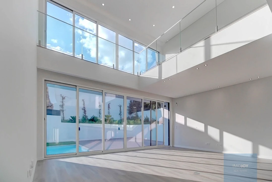 Moradia T4 para Venda em Carcavelos e Parede Foto 6