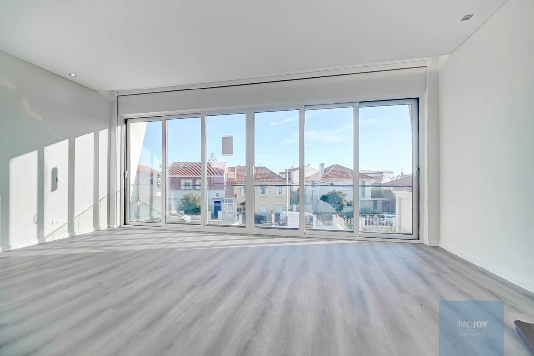 Moradia T4 para Venda em Carcavelos e Parede Foto 25