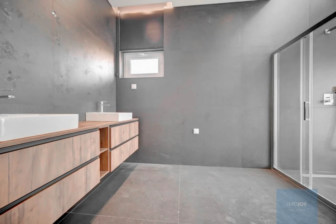 Moradia T4 para Venda em Carcavelos e Parede Foto 27