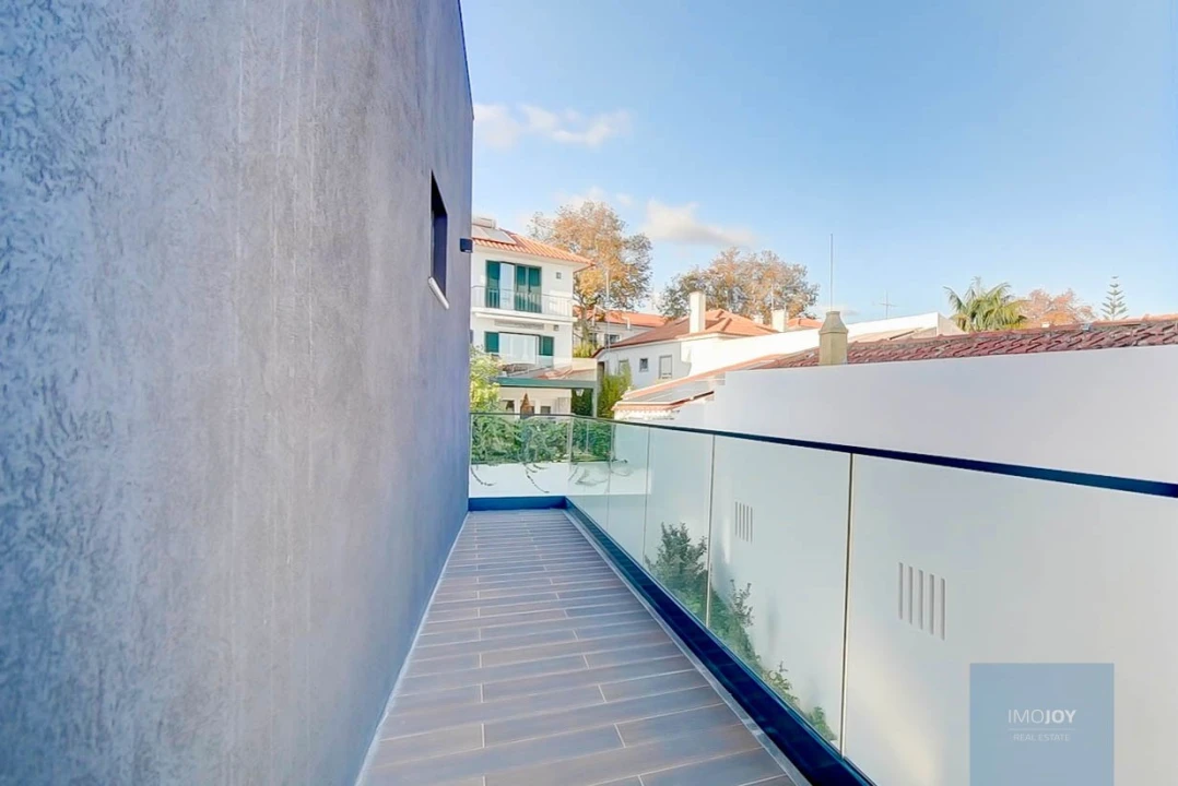 Moradia T4 para Venda em Carcavelos e Parede Foto 26