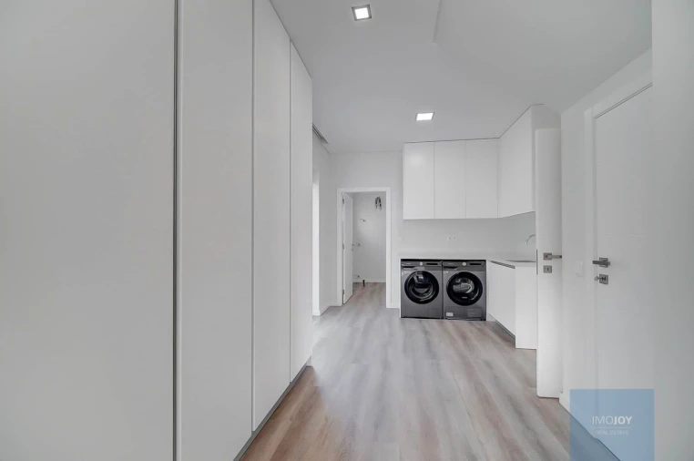 Moradia T4 para Venda em Carcavelos e Parede Foto 13