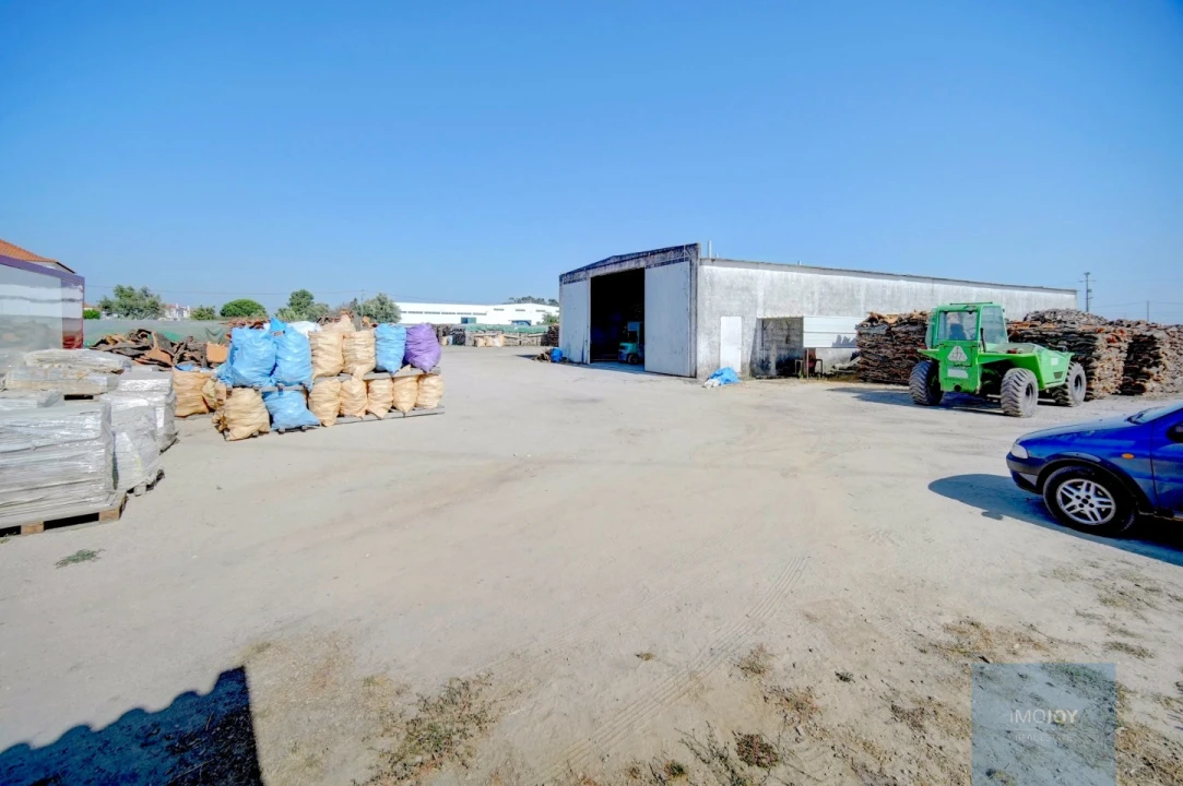 Armazém para Venda em Atalaia e Alto Estanqueiro-Jardia Foto 1