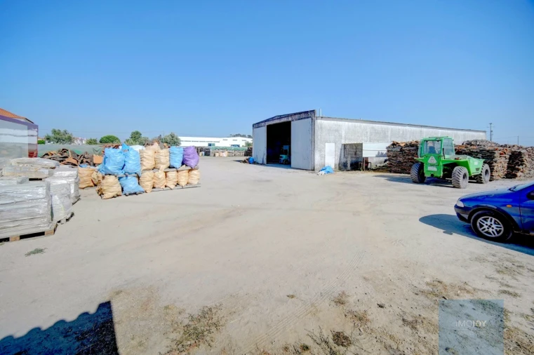 Armazém para Venda em Atalaia e Alto Estanqueiro-Jardia Foto 1