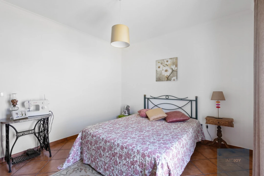 Moradia T4 para Venda em Alter do Chão Foto 20