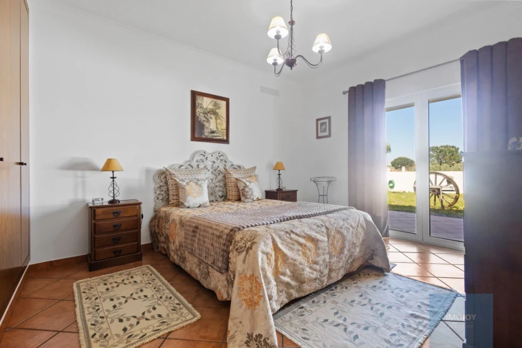 Moradia T4 para Venda em Alter do Chão Foto 15