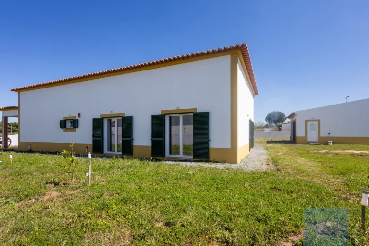 Moradia T4 para Venda em Alter do Chão Foto 28